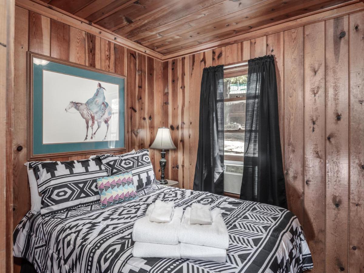 Tiny Two, 2 Bedrooms, Midtown, Sleeps 4 Ruidoso Zewnętrze zdjęcie